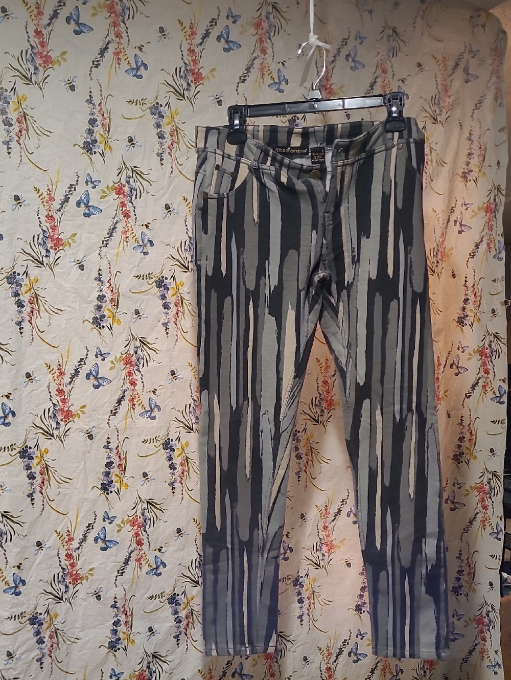like an angel Black, Gray, and Cream Striped Pants